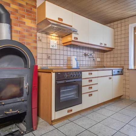 Victoria Apartment *
